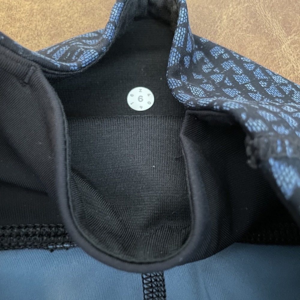 Lululemon Free Runner Crop Shatter Weave Desert Teal Alberta Lake Black‎ Size: 6 - Picture 4 of 5